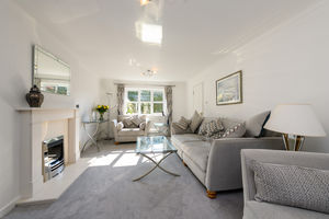 Sitting Room- click for photo gallery